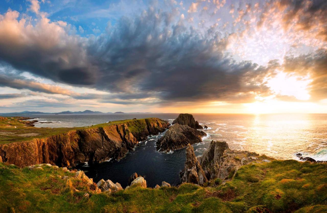 Joyce'S Carndonagh Inishowen Екстериор снимка